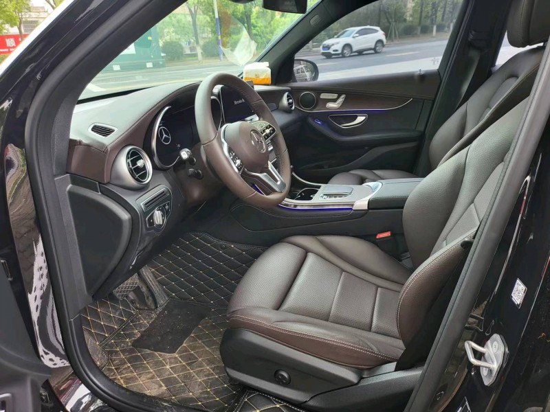 广州21年奔驰GLC2