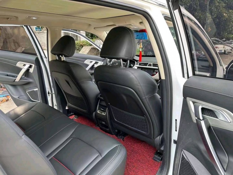 宜昌20年吉利博越6