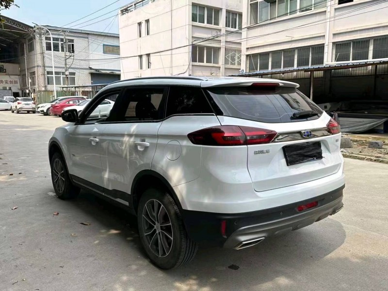 宜昌20年吉利博越9