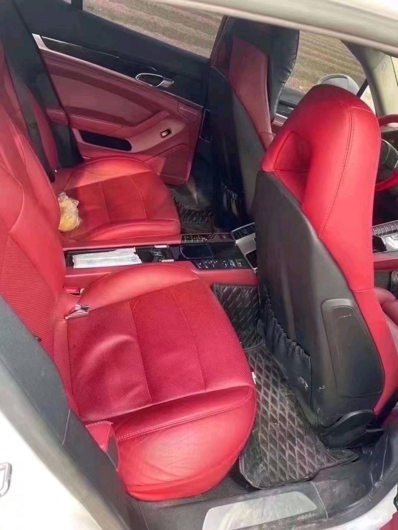 淮南15年保时捷帕拉梅拉5