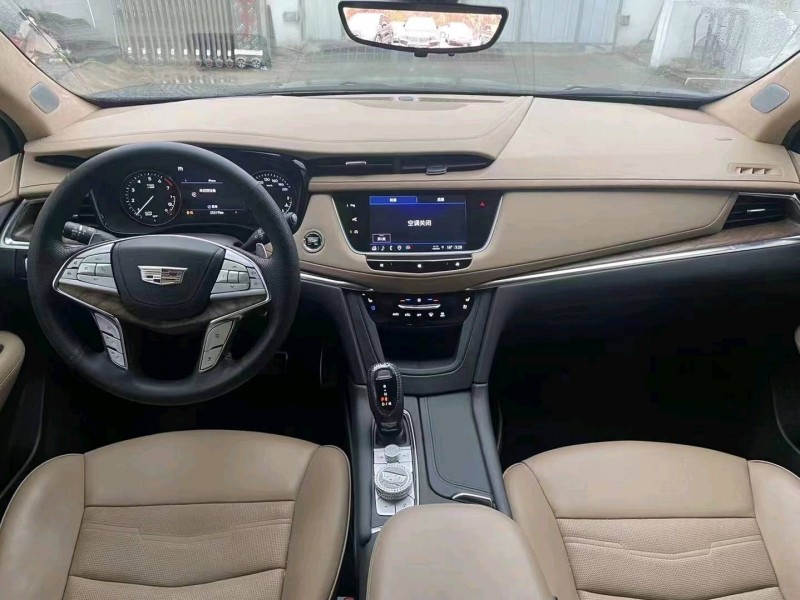 宜昌21年凯迪拉克XT57