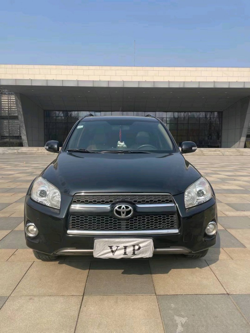 沈阳12年丰田RAV41