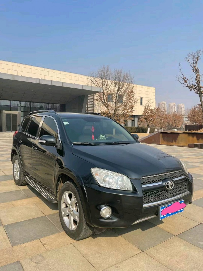 沈阳12年丰田RAV43