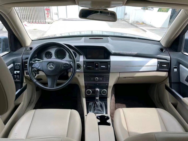 宜昌12年奔驰GLK8