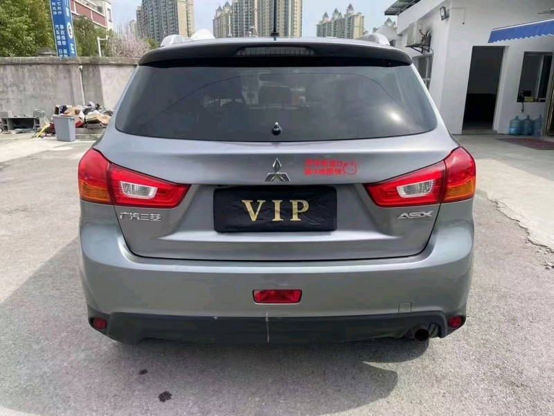 宜昌15年三菱劲炫9