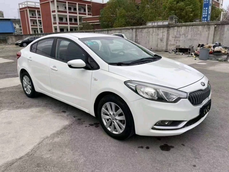 宜昌16年起亚K32