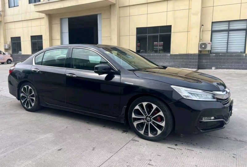 宜昌17年本田雅阁4