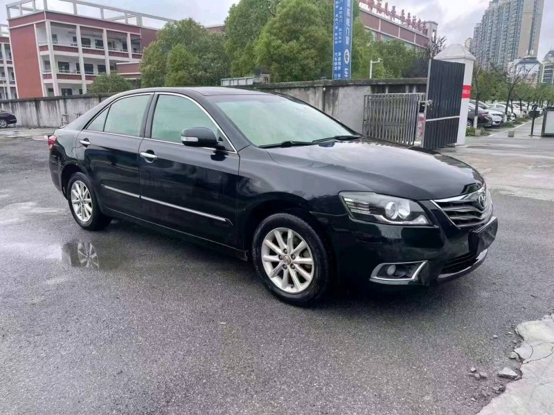 宜昌15年丰田凯美瑞2