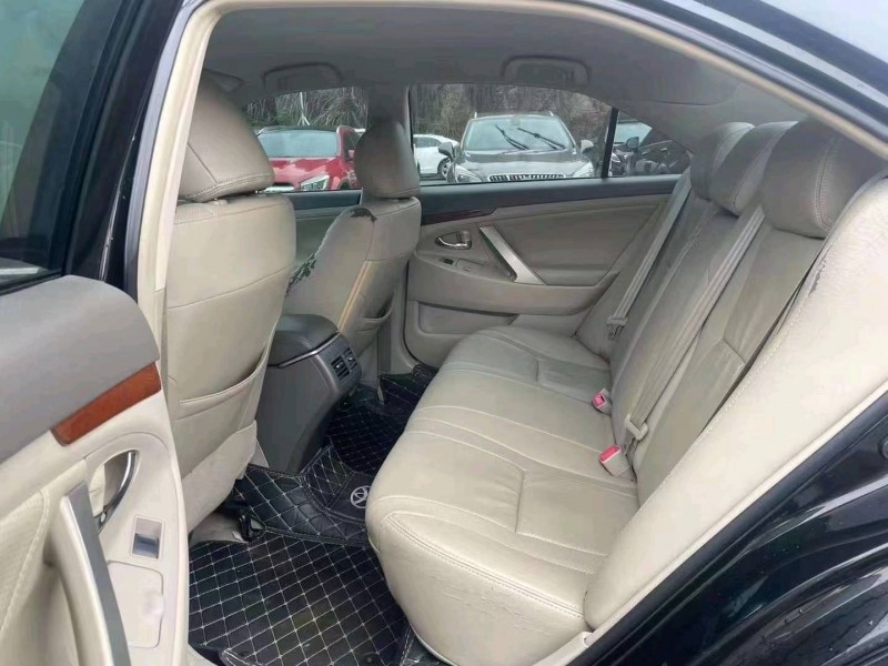 宜昌15年丰田凯美瑞6