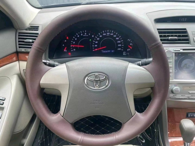 宜昌15年丰田凯美瑞7