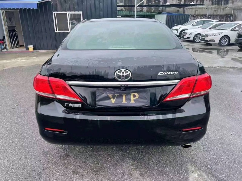 宜昌15年丰田凯美瑞9