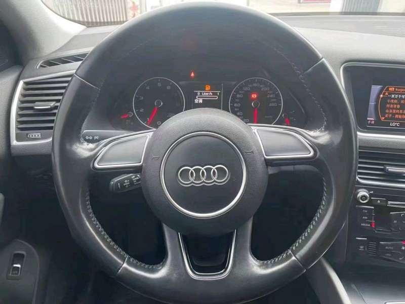 宜昌17年奥迪Q56