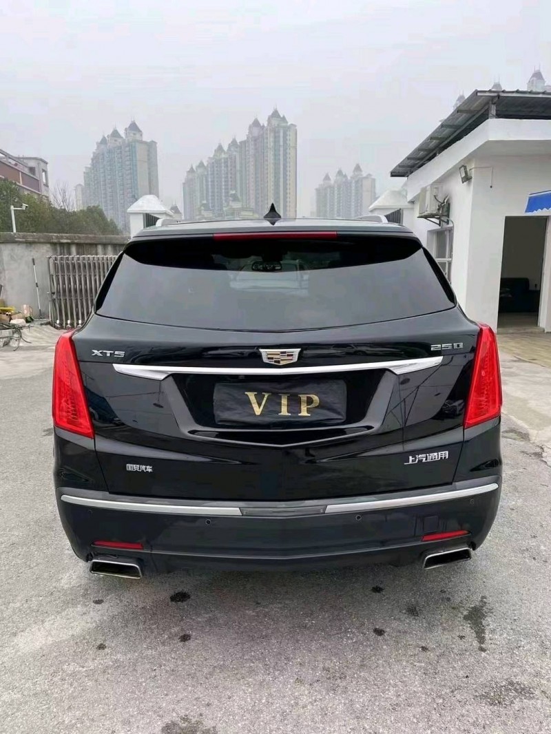 宜昌18年凯迪拉克XT59
