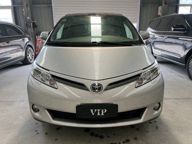 济宁13年丰田普瑞维亚1