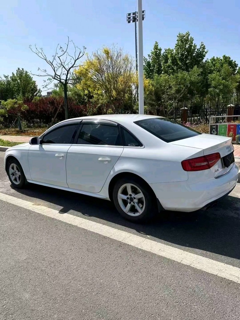 聊城14年奥迪A4L8