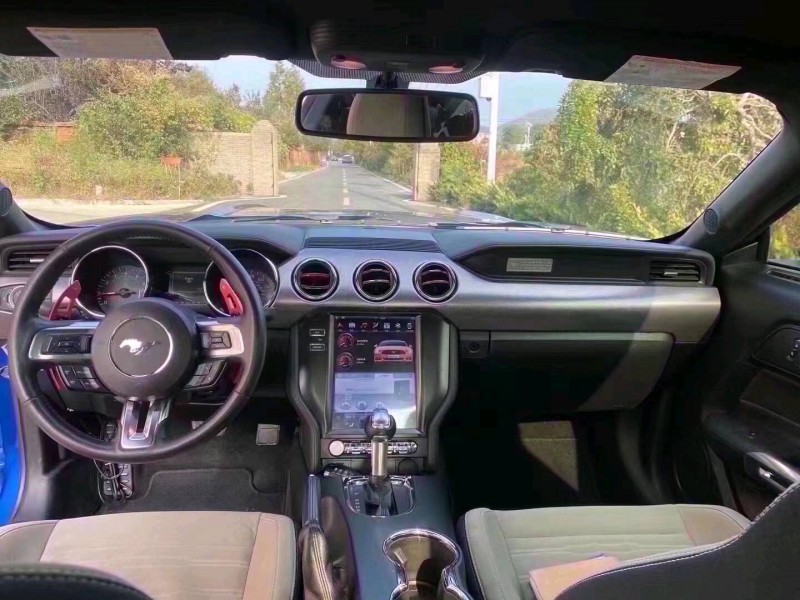 青岛17年福特野马6