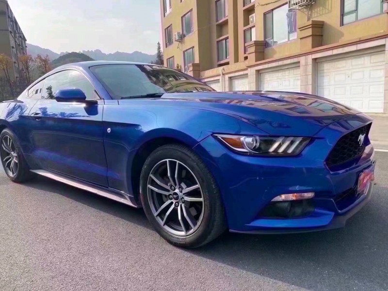 青岛17年福特野马8