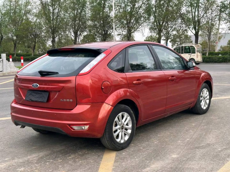 徐州14年福特福克斯4