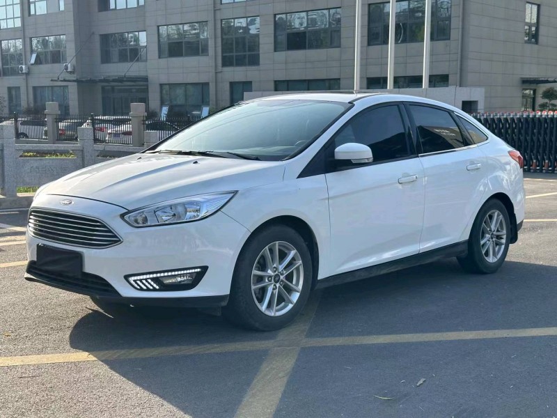 徐州17年福特福克斯5