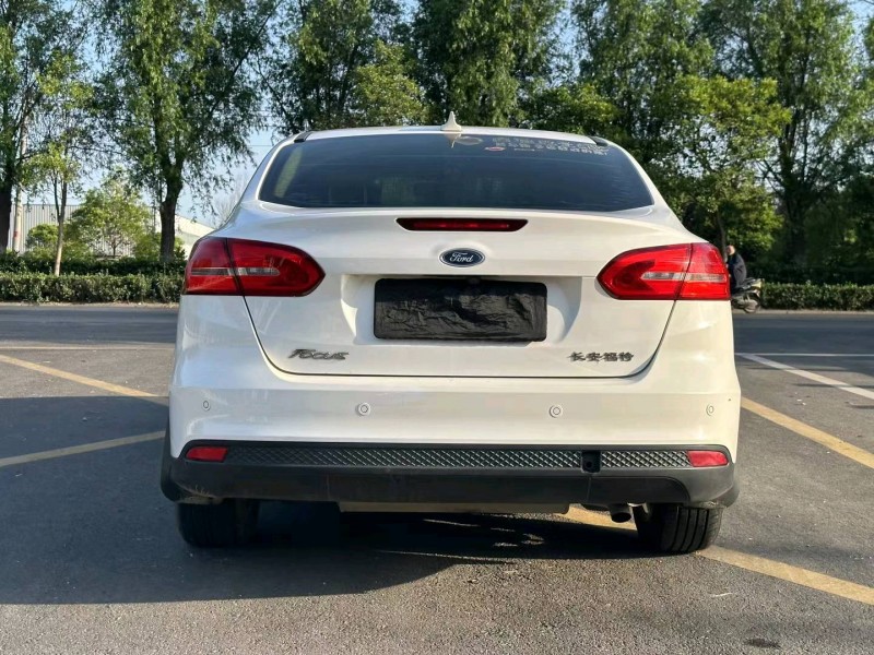 徐州17年福特福克斯9