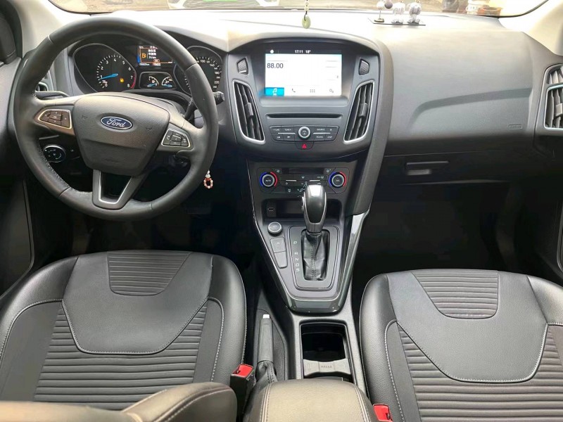 济南18年福特福克斯5