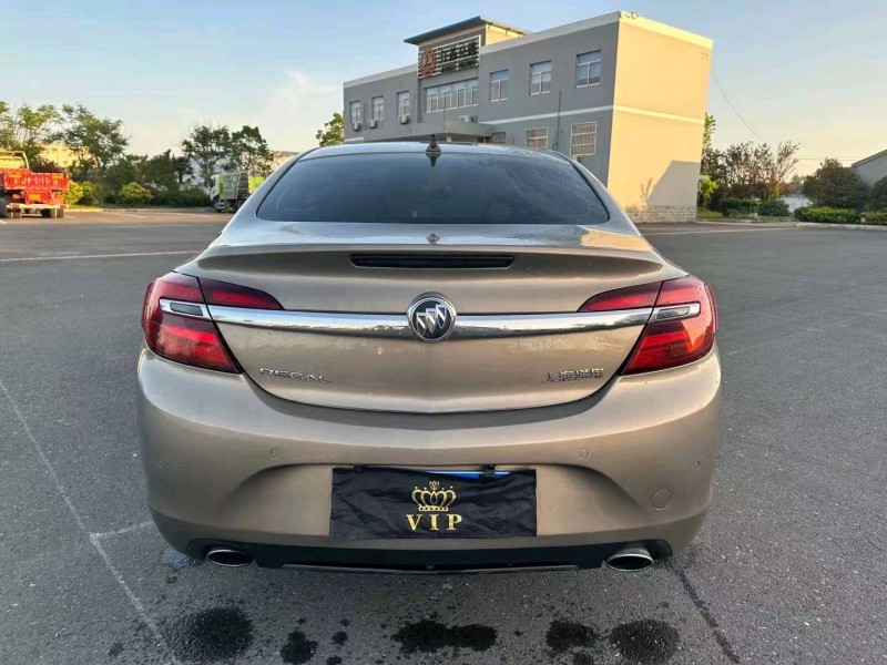 徐州15年别克君威8