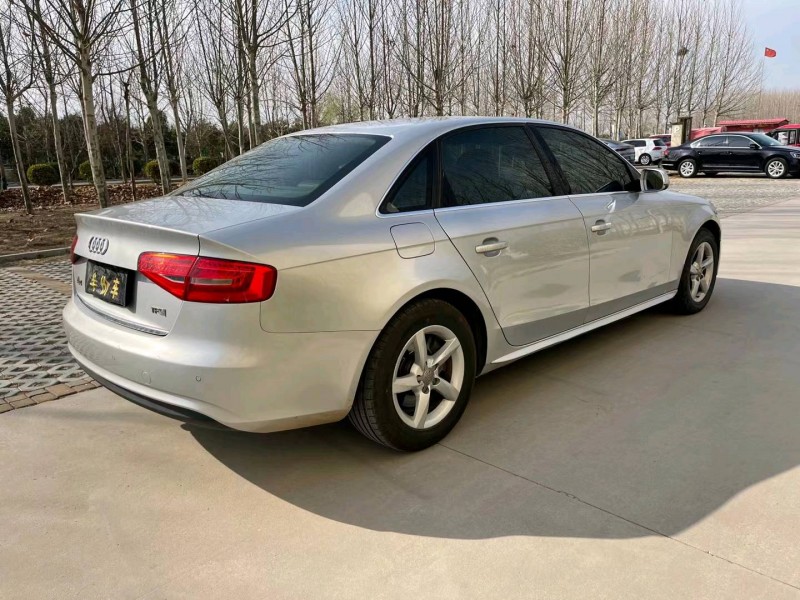 济南15年奥迪A4L4