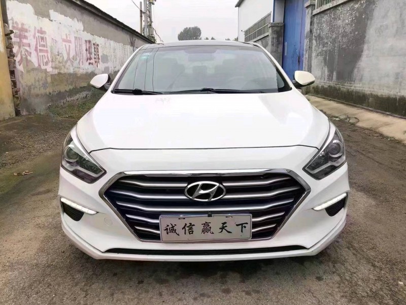 济宁17年现代名图1