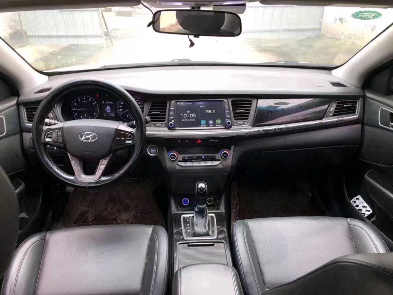 济宁17年现代名图5