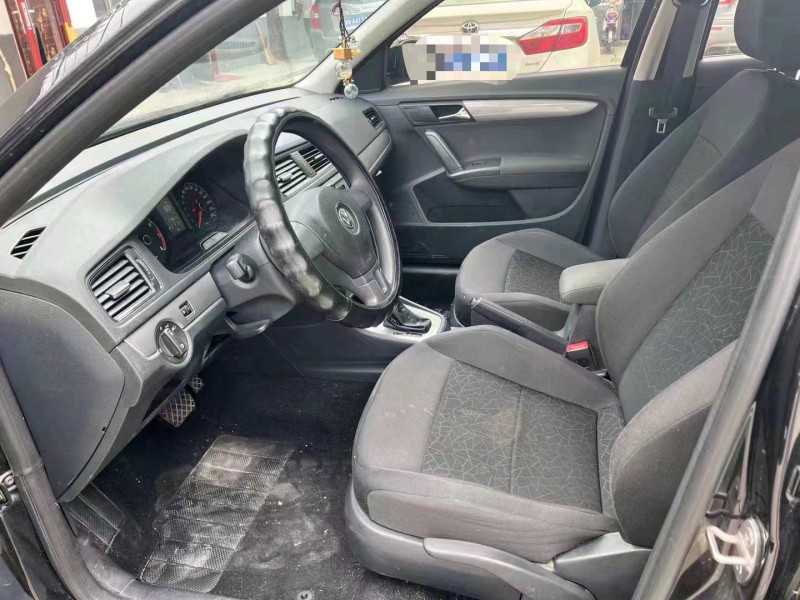 济宁18年大众朗逸4