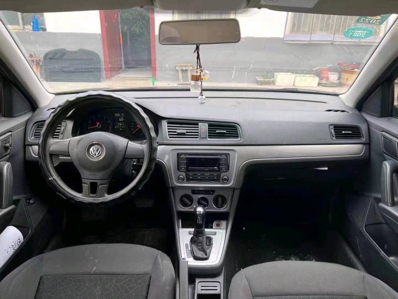 济宁18年大众朗逸5