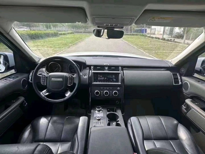 青岛17年路虎发现2