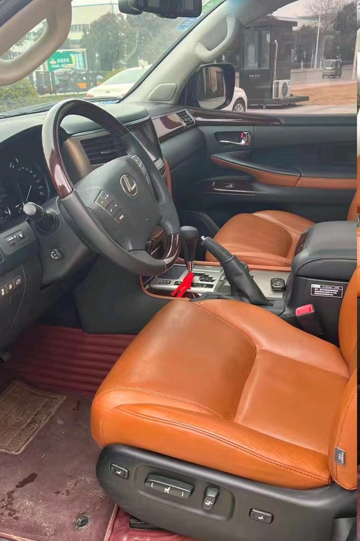 济宁15年雷克萨斯LX5