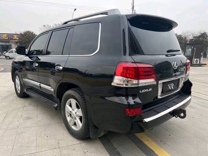 济宁15年雷克萨斯LX6