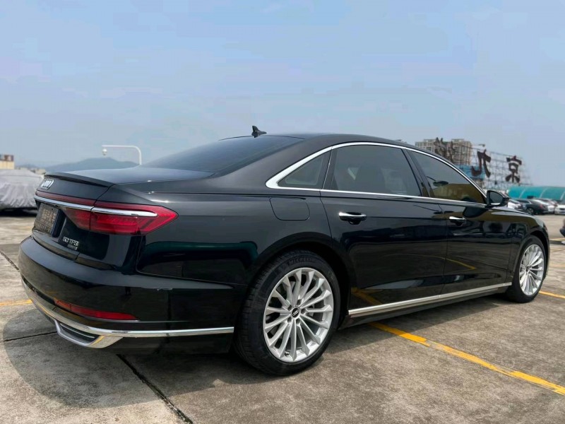 东莞21年奥迪A8L8