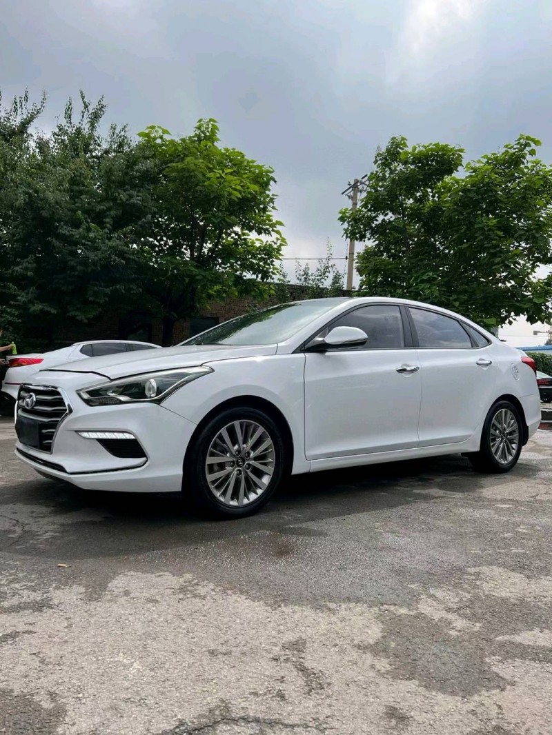 沈阳18年现代名图2