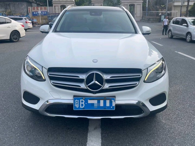 广州16年奔驰GLC1