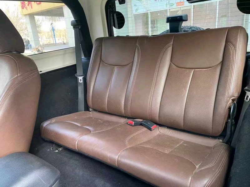 沈阳17年Jeep牧马人4