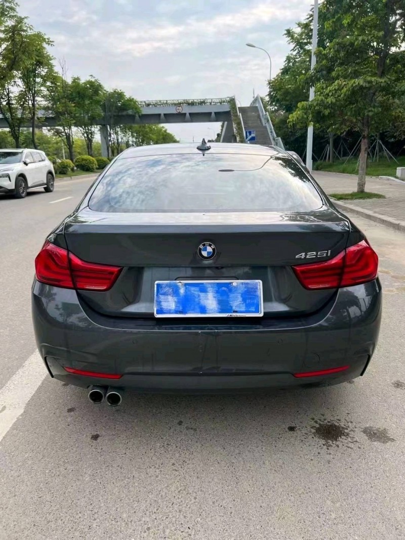 厦门18年宝马4系8