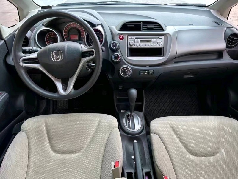 保定14年本田飞度5