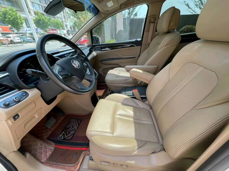 徐州19年别克GL86