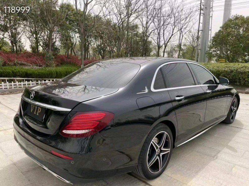 盐城20年奔驰E8