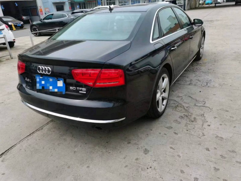 嘉兴12年奥迪A8L3