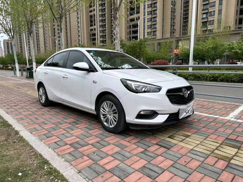 淮南18年别克凯越2