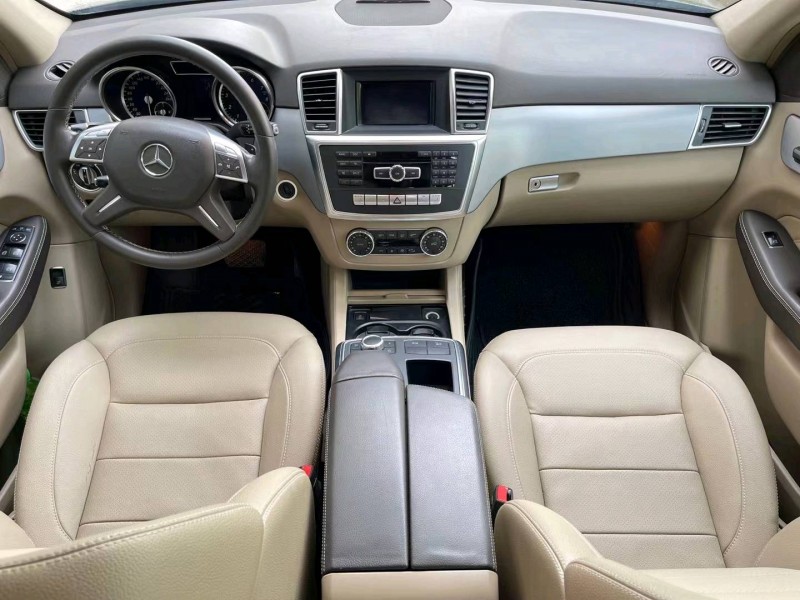 济宁13年奔驰ML5