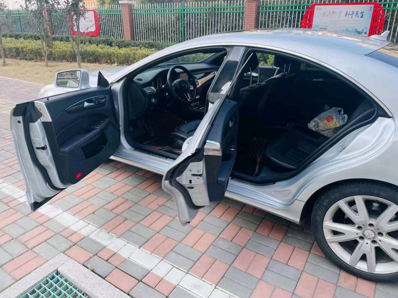 邯郸14年奔驰CLS9