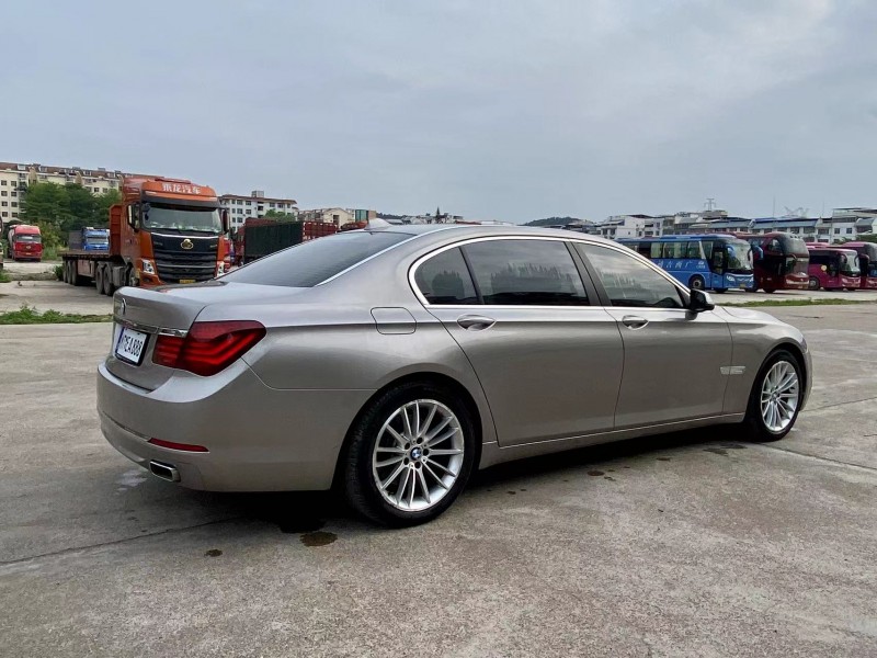 南宁15年宝马7系9