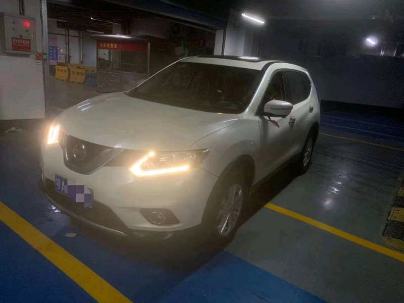 宜昌15年日产奇骏2