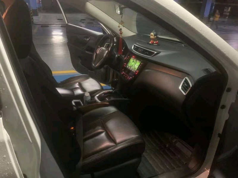 宜昌15年日产奇骏5