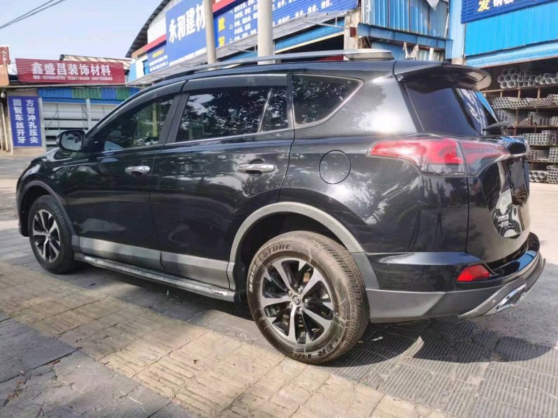 梧州17年丰田RAV4荣放8
